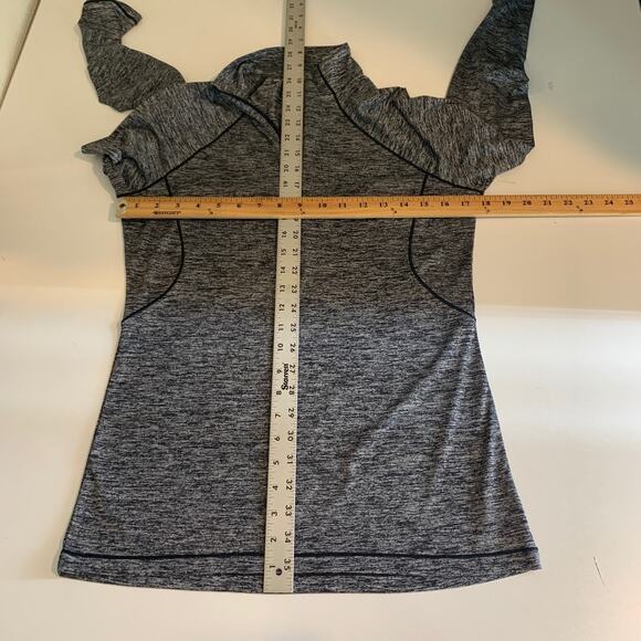 Under Armour Top Women M Medium Grey Semi Fitted HeatGear Reflective Long Sleeve - Picture 8 of 14